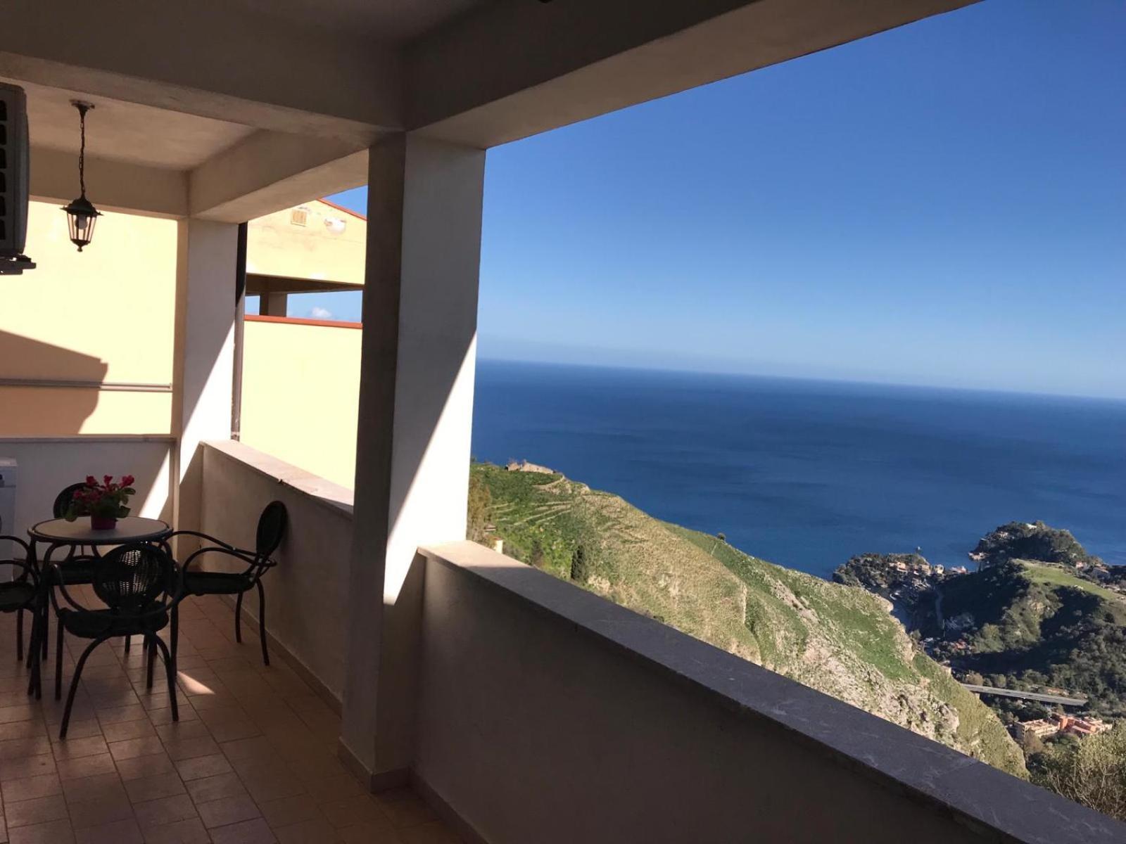 Casa Rex Apartment Castelmola Bagian luar foto